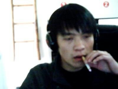 凝视那片天的第一张照片--曲靖交友中心