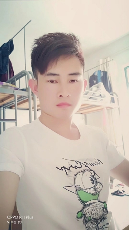 爱情故事的第三张照片--曲靖交友中心