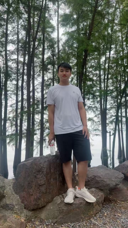 嗯嗯的第一张照片--曲靖交友中心